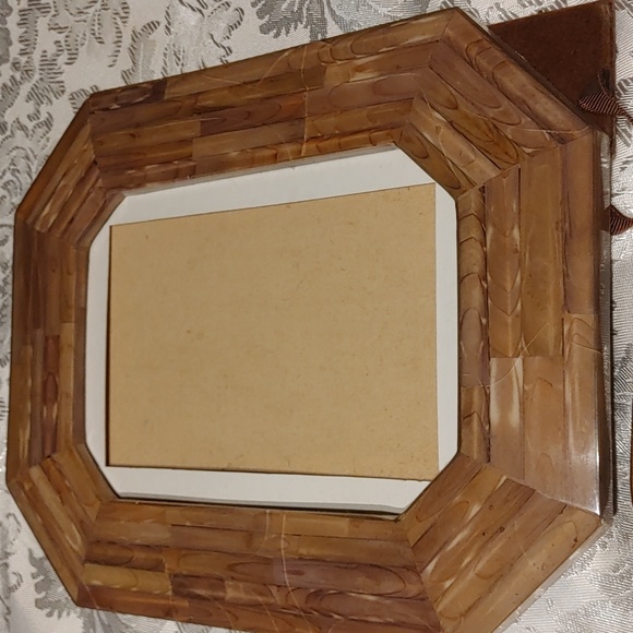 3/$40 Vintage Picture Frames - Picture 2 of 7